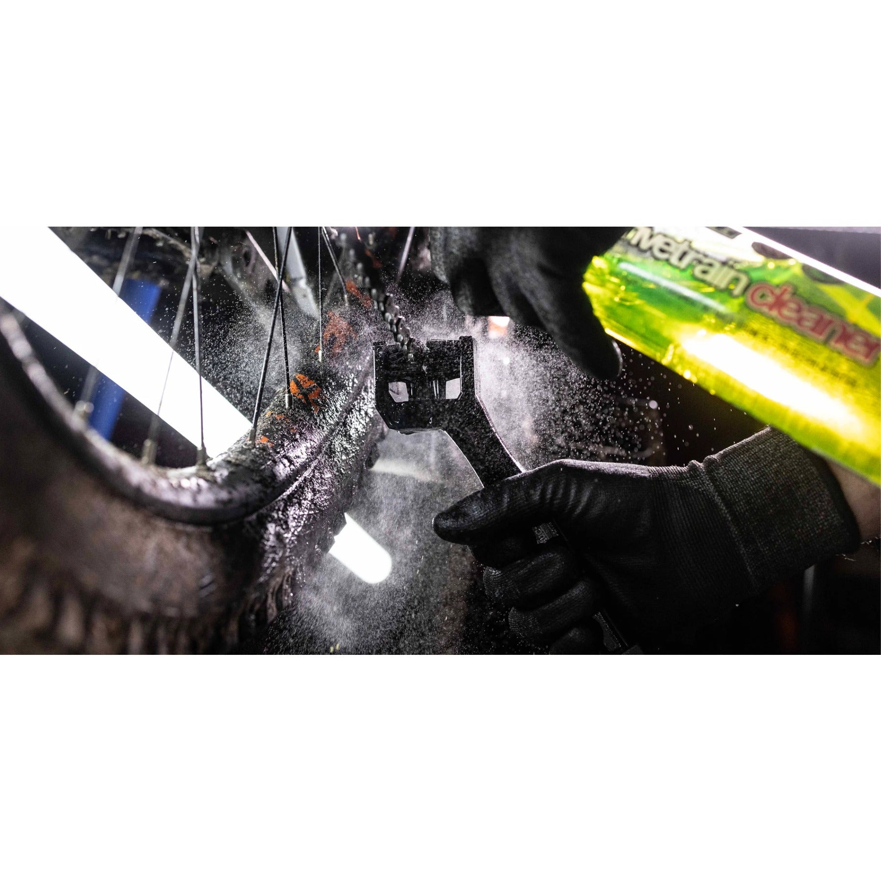 Muc-Off Muc Off Bicycle Chain Brush, black